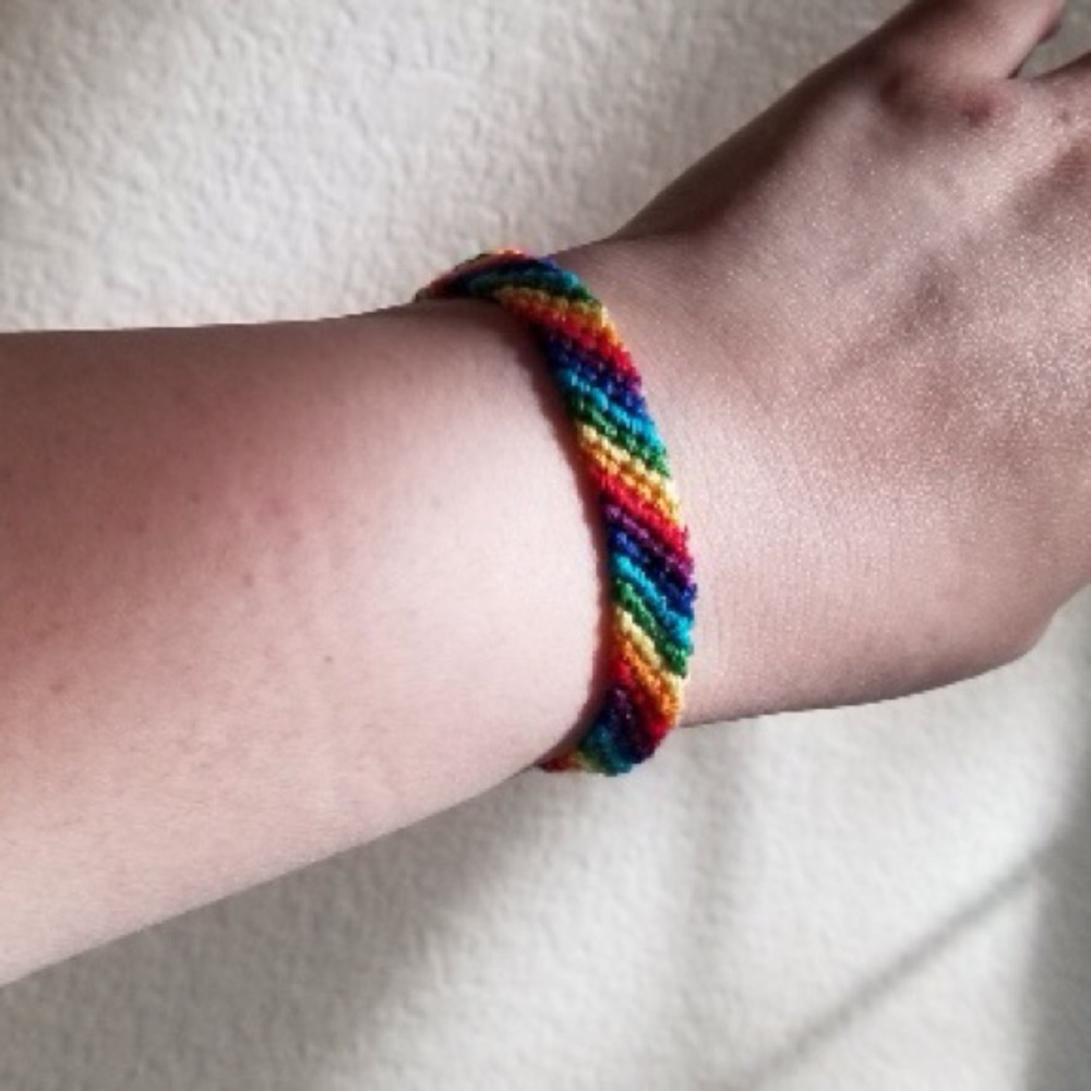 Colorful Rainbow Friendship Bracelet - Picture 7 of 7